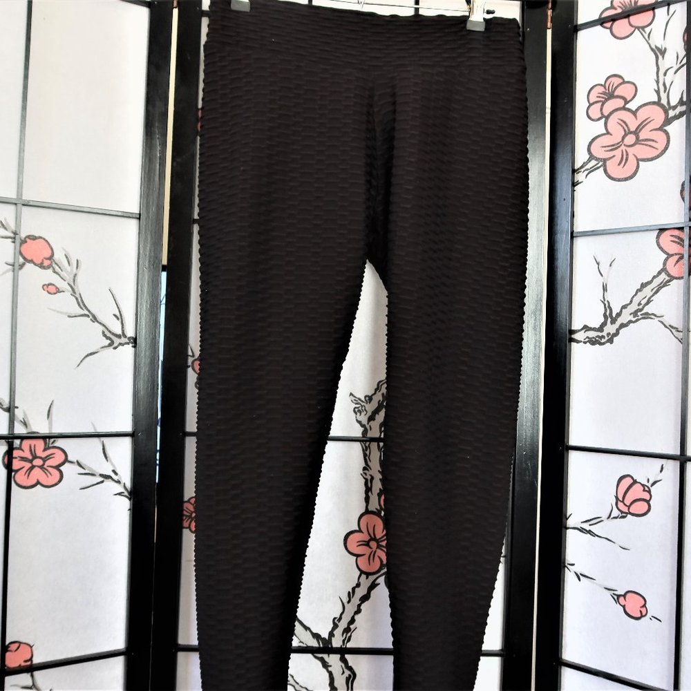Black Textured Yoga Pants Leggings Size Large